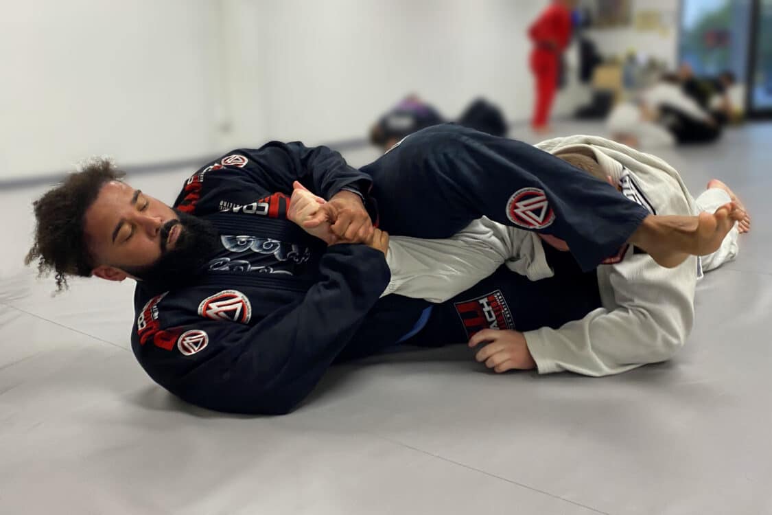 Nelumbo Jiu-Jitsu Casa Branca Academy Police Officers Discount!